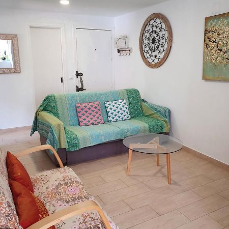 Апартаменты Apartamento Junto Al Puerto De Фуэнхирола Экстерьер фото