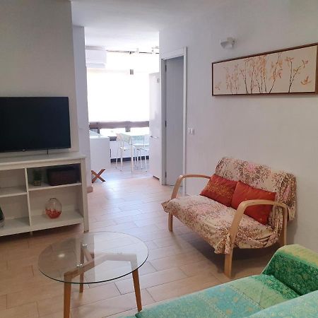 Апартаменты Apartamento Junto Al Puerto De Фуэнхирола Экстерьер фото