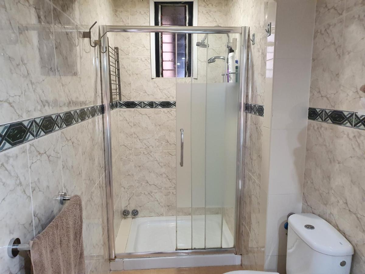 Апартаменты Apartamento Junto Al Puerto De Фуэнхирола Экстерьер фото