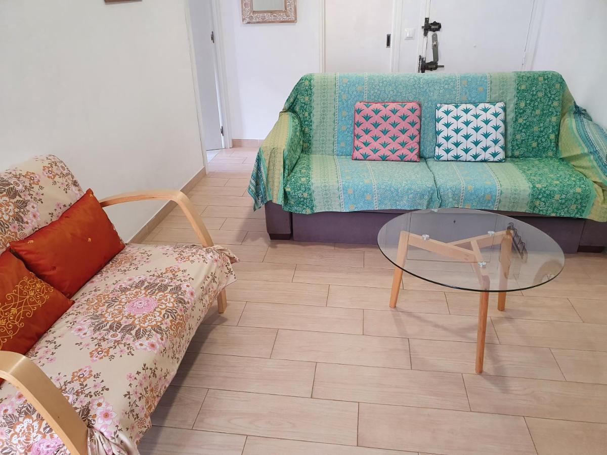 Апартаменты Apartamento Junto Al Puerto De Фуэнхирола Экстерьер фото